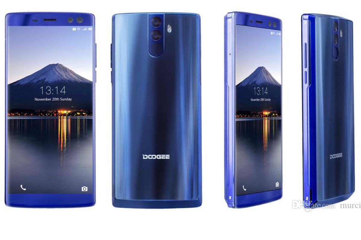 Doogee: Celulares Um dos Celulares da marca Doogee na cor azul
