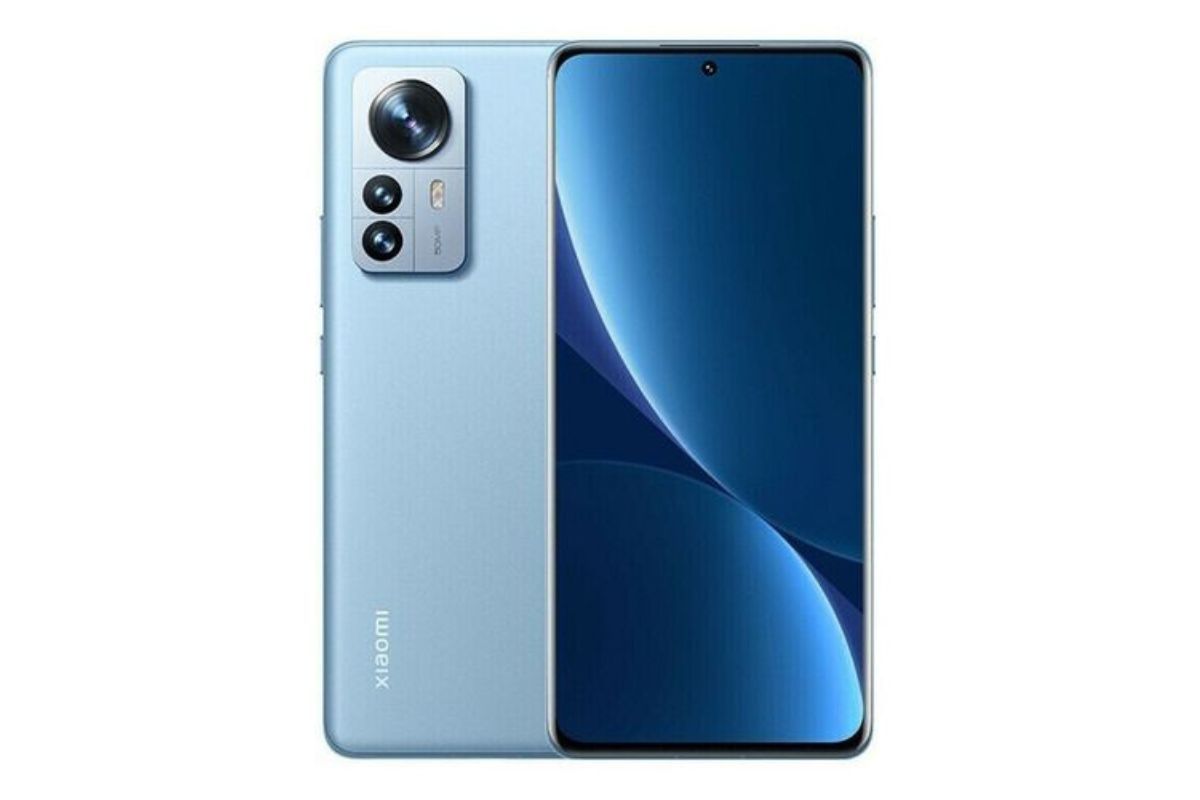 Review: Xiaomi 12 Pro Xiaomi 12 Pro em cor azul para review