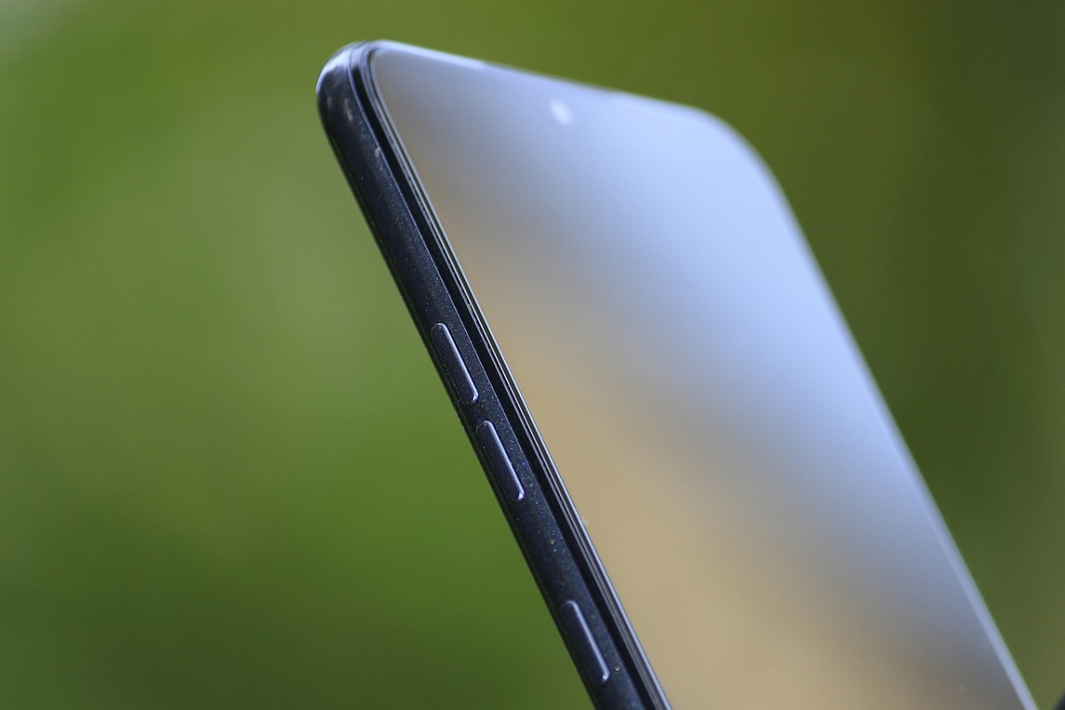 Tela: LG Celular LG com tela bem próxima da foto