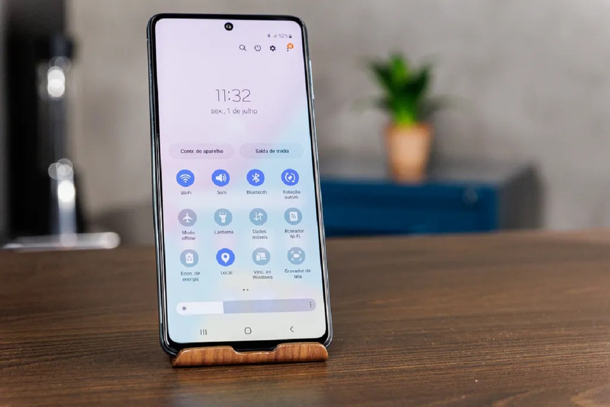 Tela: Samsung Galaxy M53 Samsung Galaxy M53 mostrando sua tela de ferramentas e funções