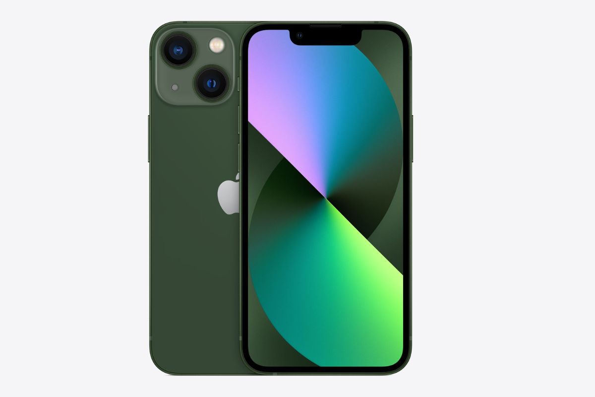Foto: iPhone 13 mini iPhone 13 mini verde em foto para sites de vendas