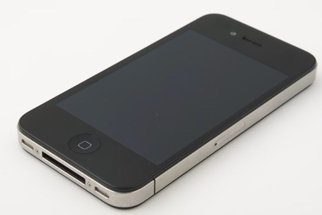 iPhone 4 iPhone 4
